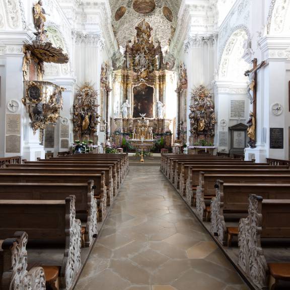 Kirche im Kloster Holzen