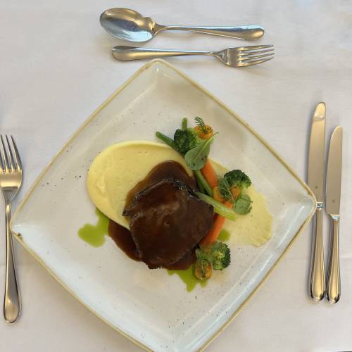 Essen in Kloster Holzen.