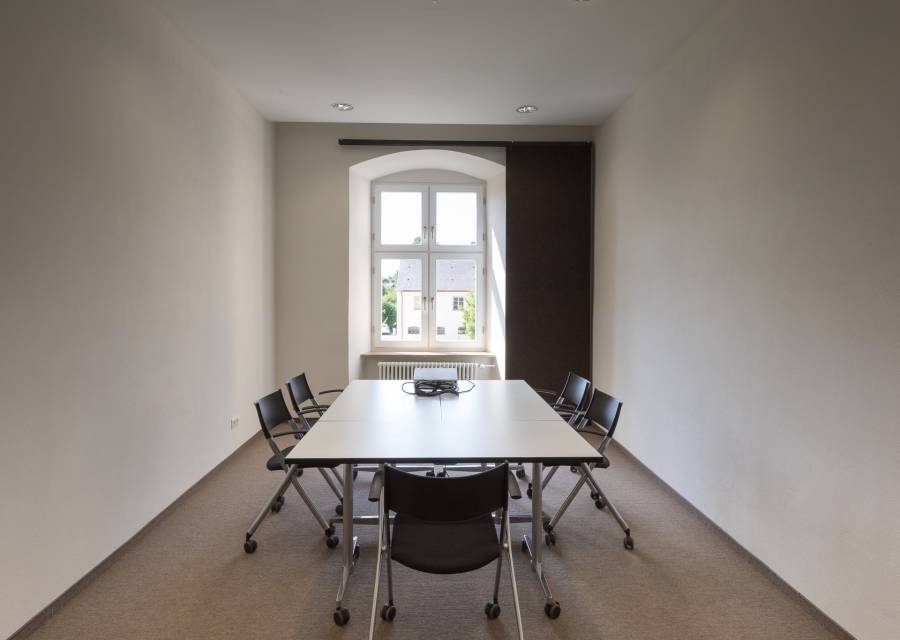 Seminarraum für 8-12 Personen