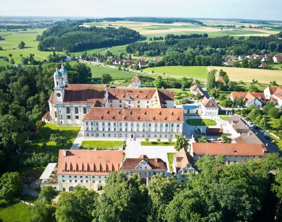 Panoramablick über das im Hotel Kloster Holzen