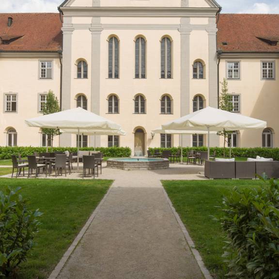 Innenhof des Hotel Kloster Holzen