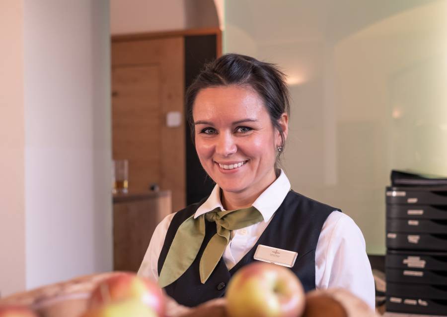 Teamplayer: Our Employees are… - Hotel Kloster Holzen