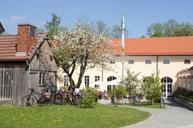 Außenansicht Hotel Kloster Holzen