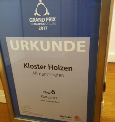 Es gibt einen Grund zu feiern..., Bild 1/1